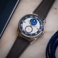A new self-winding perpetual calendar makes its debut in the De Bethune collection
