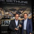 Au SIAR, la DB28GS Grand Bleu reçoit le Prix de la Meilleure montre de sport