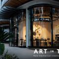 C’est une Première : la très prestigieuse galerie ART in TIME à Monaco choisit DE BETHUNE pour inaugurer un nouveau concept d’exposition